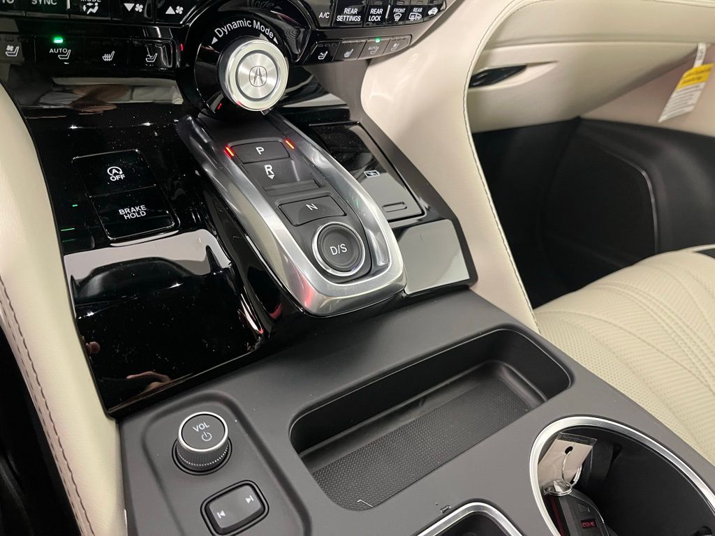 Thumbnail: 2026 Acura MDX - 32