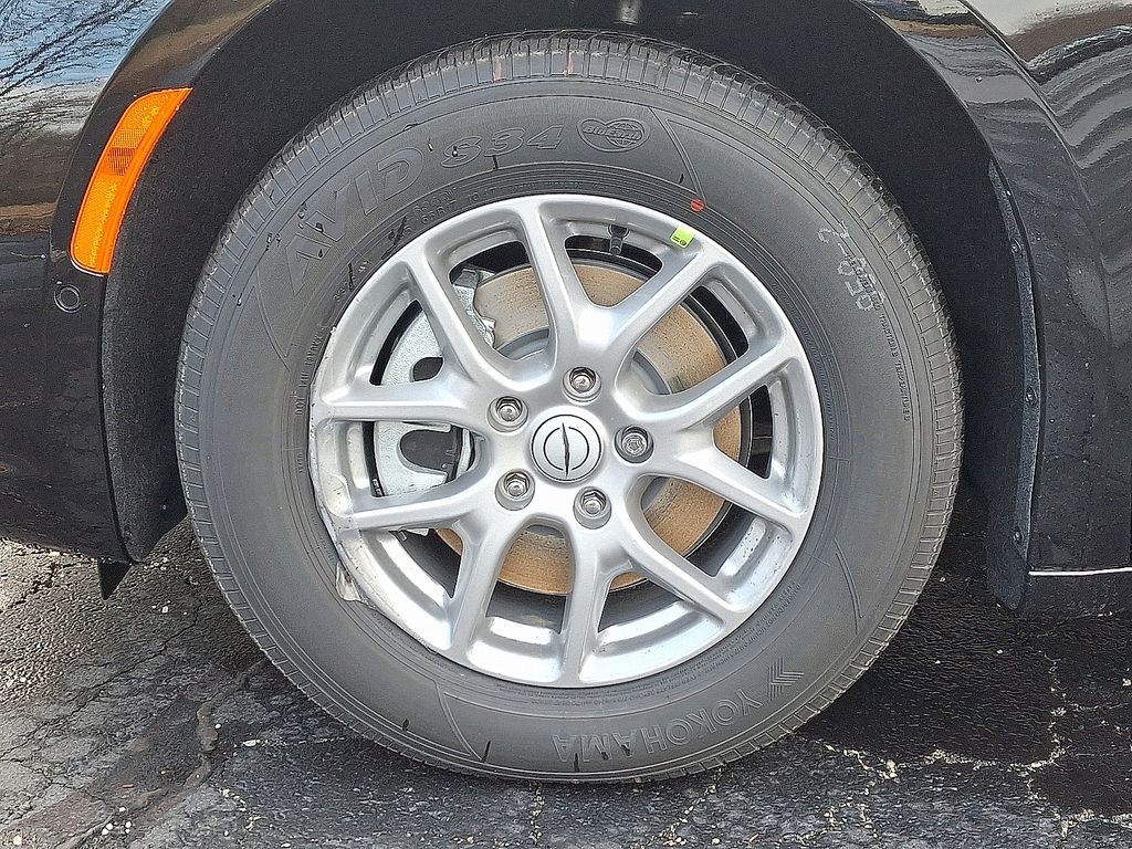 New 2026 Chrysler Pacifica Van