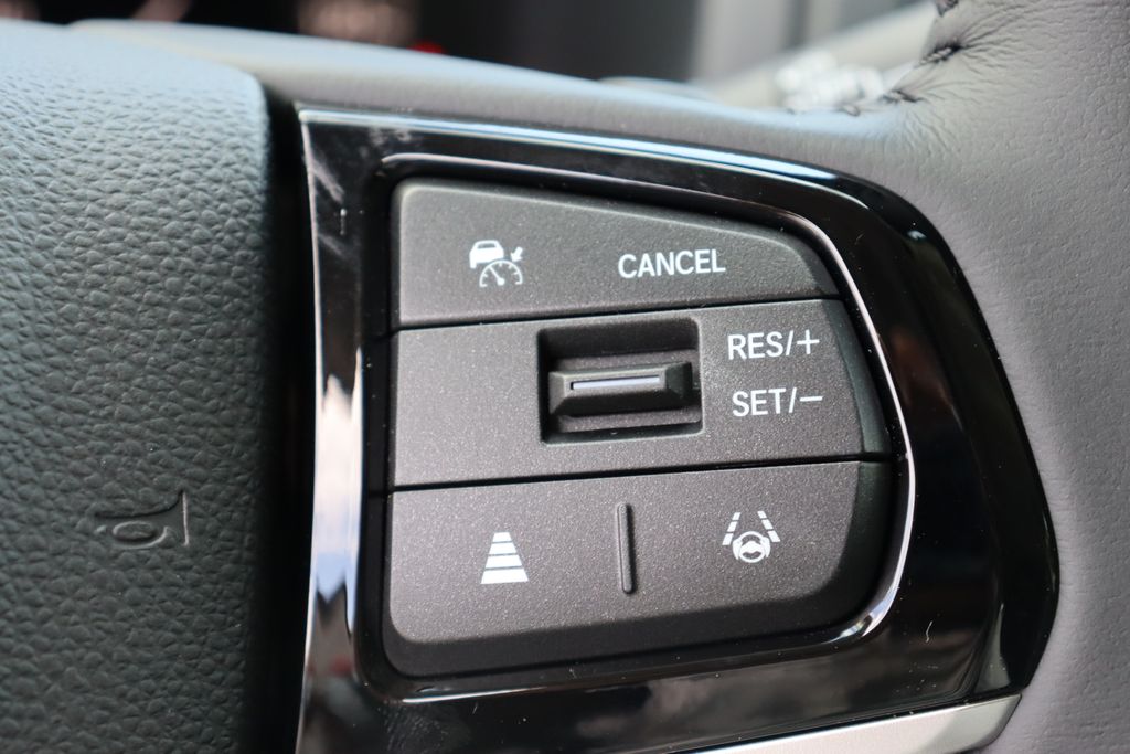 Thumbnail: 2026 Honda Odyssey - 32