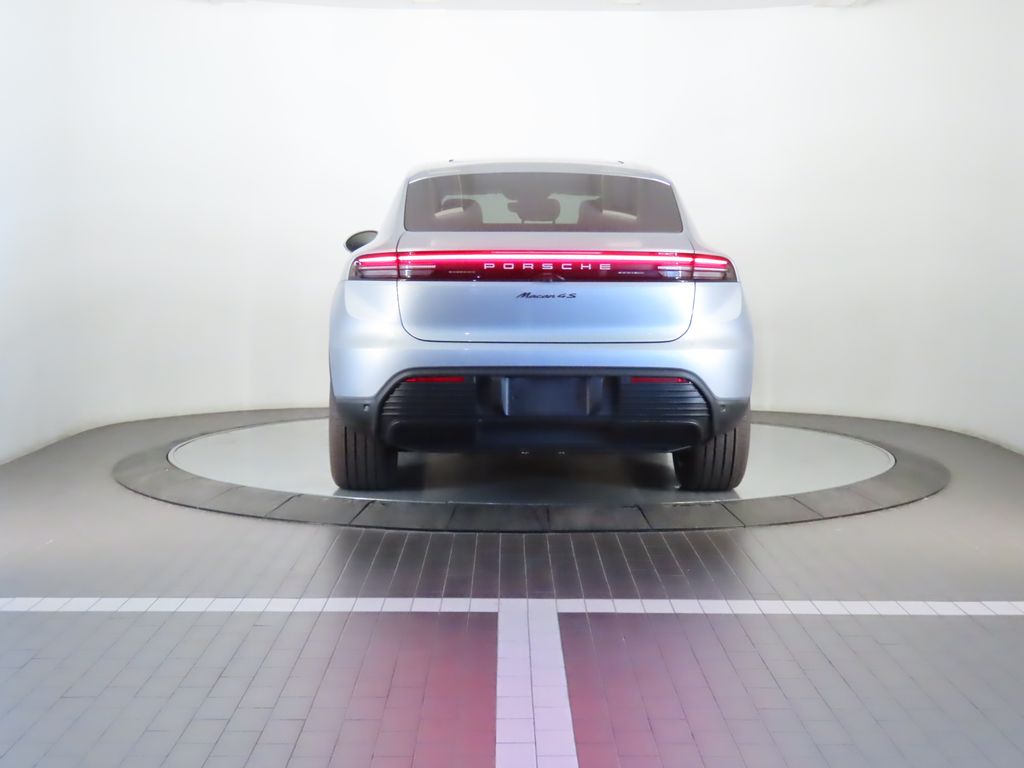 Thumbnail: 2025 Porsche Macan - 6