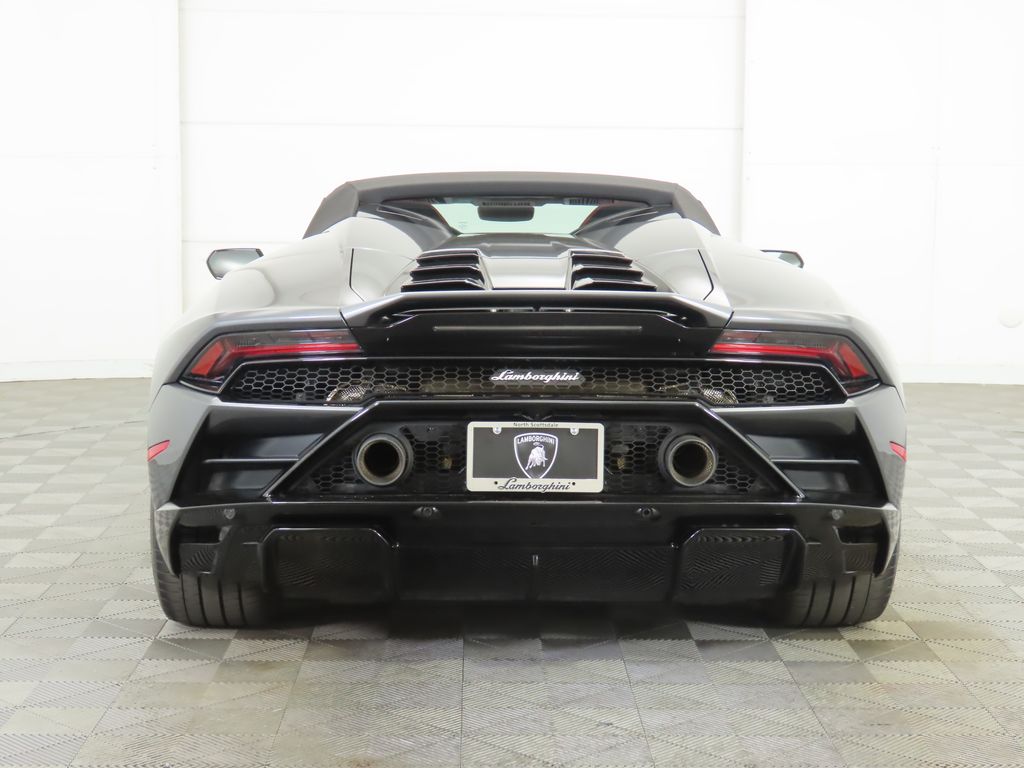 2023 Lamborghini Huracan EVO 14