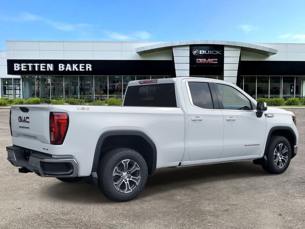 2023 GMC Sierra 1500 SLE 4