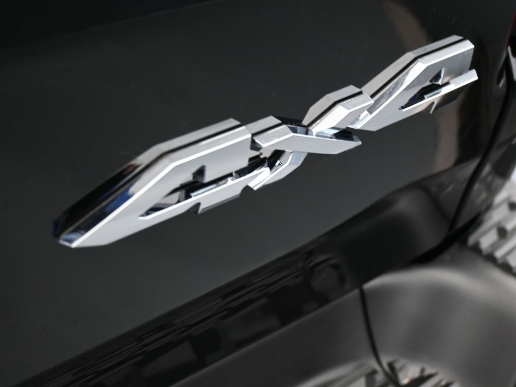 New 2026 Diamond Black Crystal Pearlcoat Ram Limited image 40