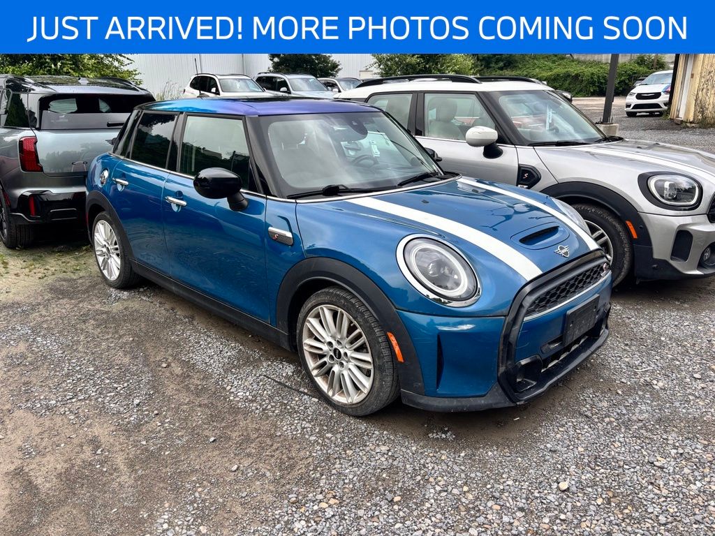 2023 MINI Cooper S 4-Door Hatchback FWD