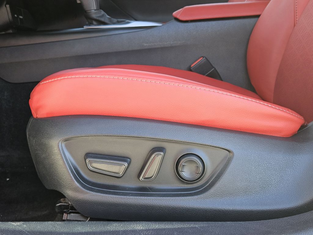 2023 Toyota Camry Hybrid