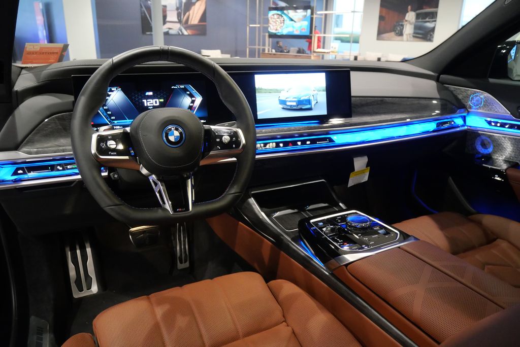 2024 BMW i7 M70 20