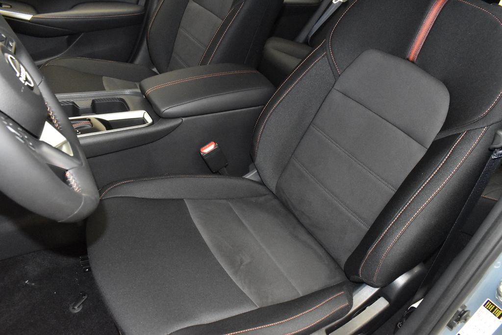 Thumbnail: 2025 Nissan Sentra - 14