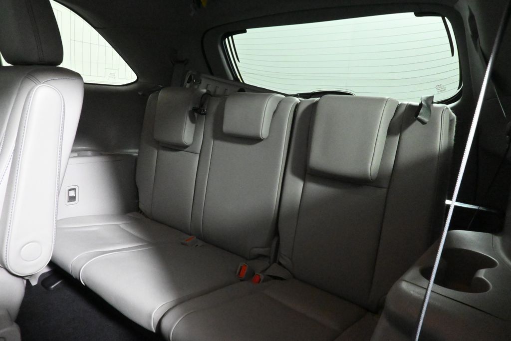 Thumbnail: 2019 Toyota Highlander - 32