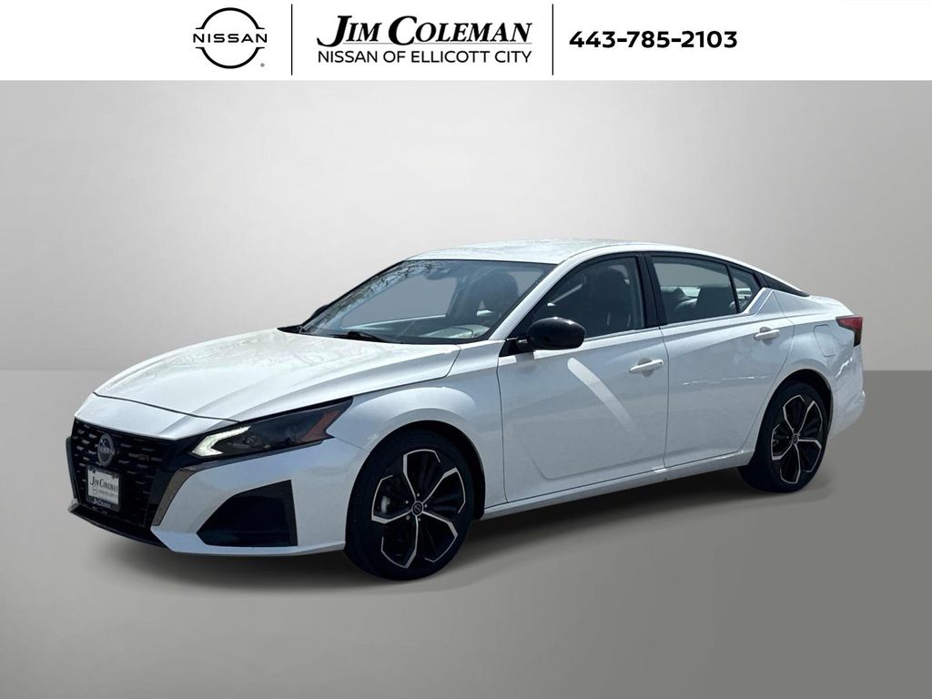 2025 Nissan Altima 2.5 SR