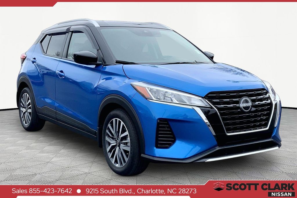 2023 Nissan Kicks SV