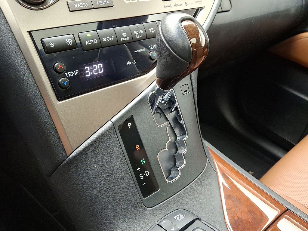 Thumbnail: 2015 Lexus RX - 15