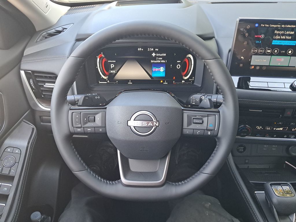 2026 Nissan Rogue Platinum White at South Hills Kia