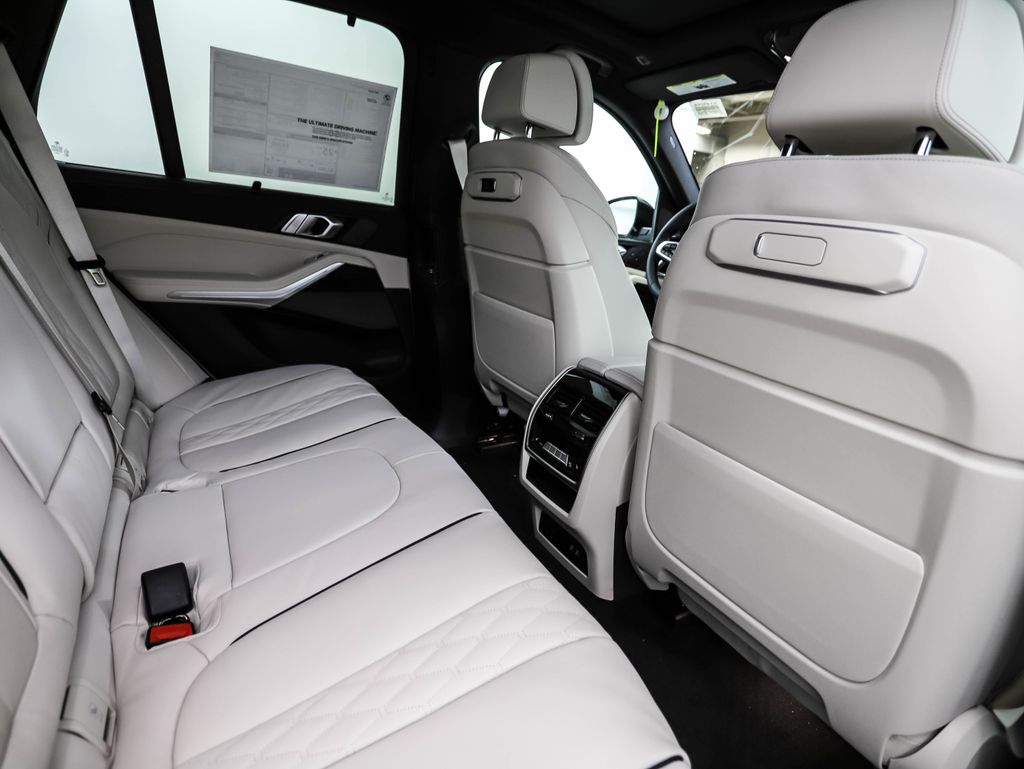 Thumbnail: 2026 BMW X5 - 26