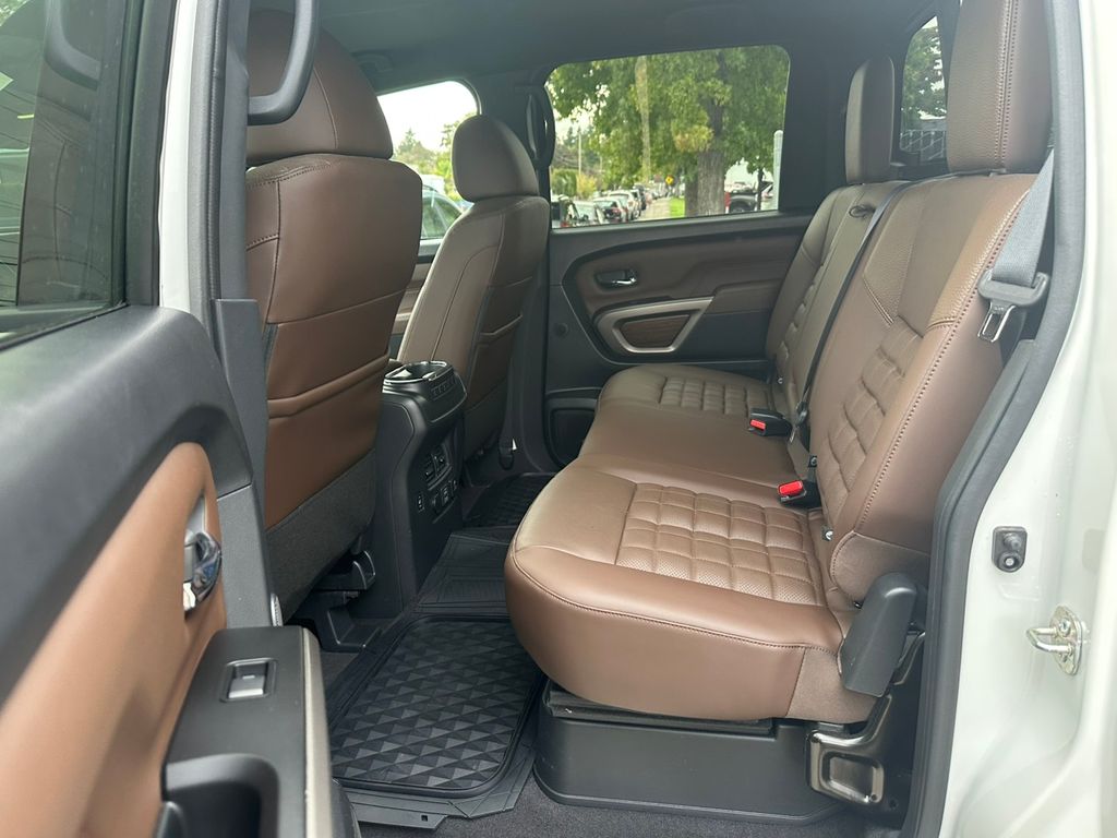 2023 Nissan Titan Platinum Reserve