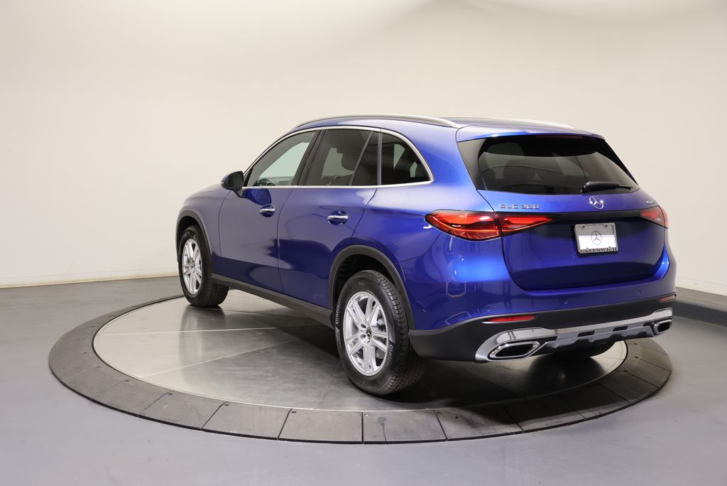 Thumbnail: 2026 Mercedes-Benz GLC - 5