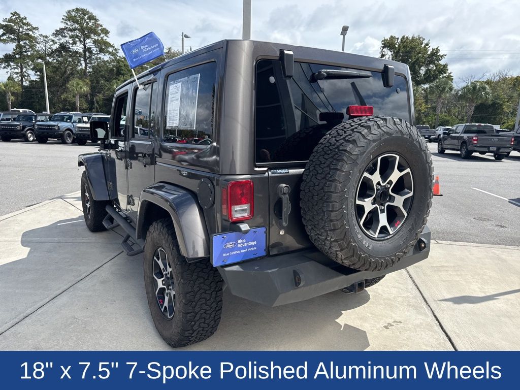 2017 Jeep Wrangler Unlimited Sahara 4x4
