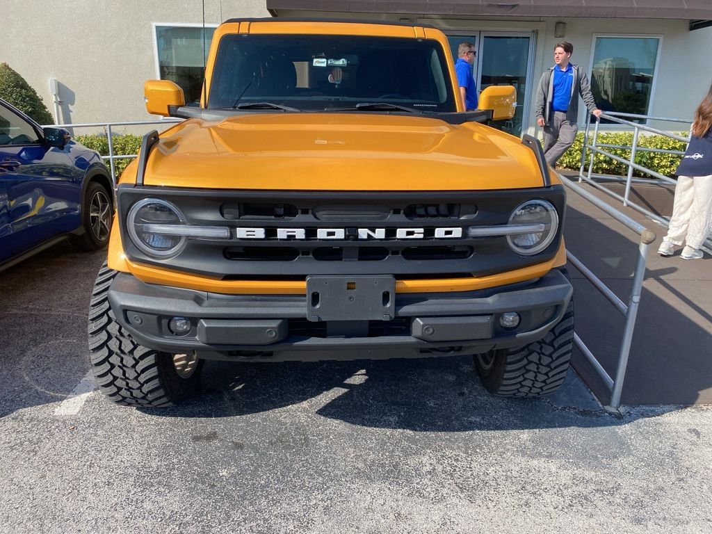 2021 Ford Bronco Outer Banks 2