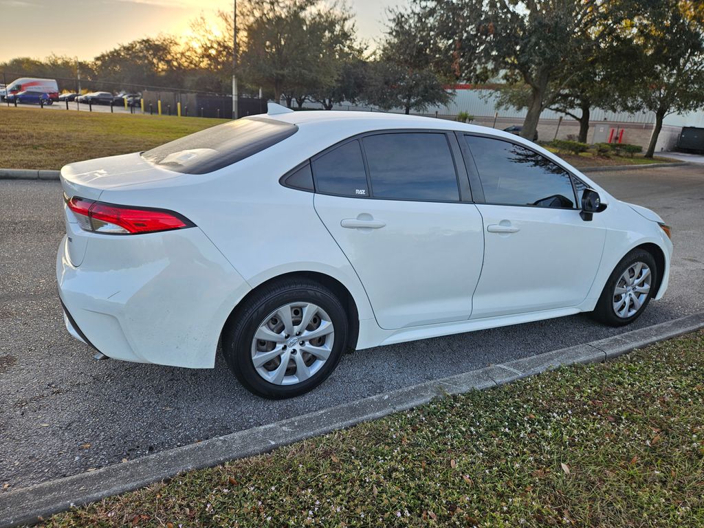 2020 Toyota Corolla LE 5