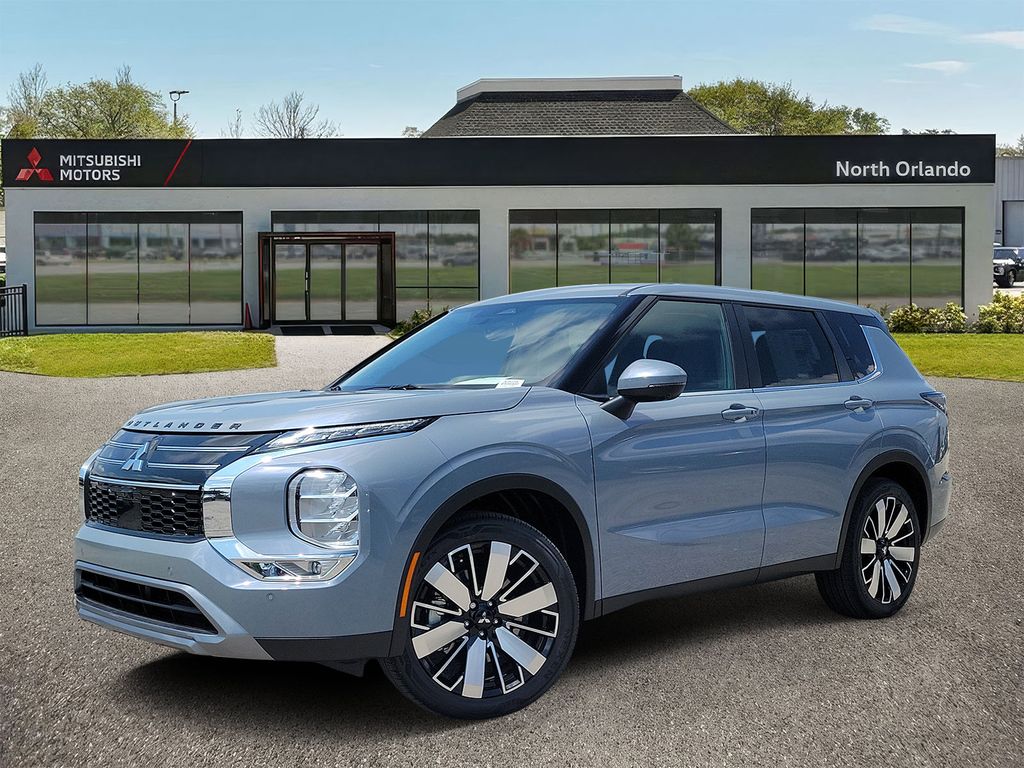 2026 Mitsubishi Outlander SE