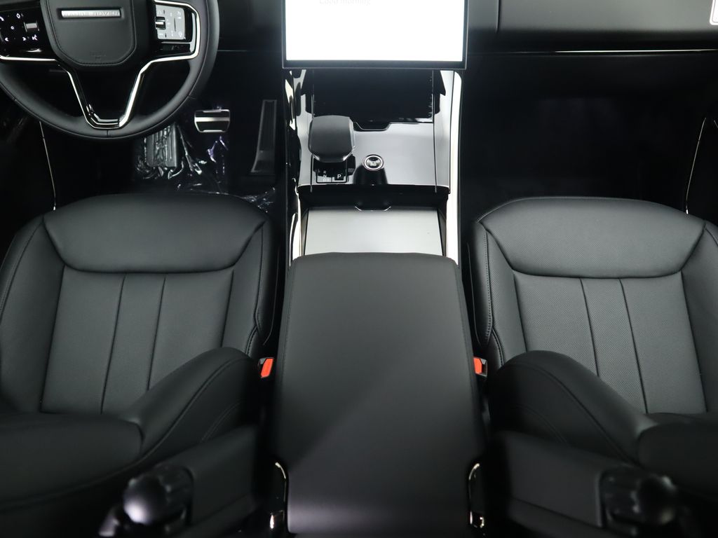 Thumbnail: 2025 Land Rover Range Rover Sport - 17