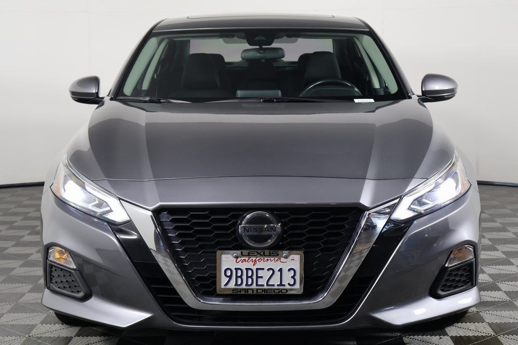 Thumbnail: 2022 Nissan Altima - 2