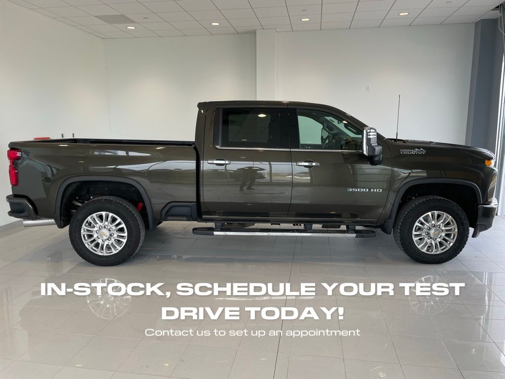 2022 Chevrolet Silverado 3500HD High Country Crew Cab 4WD