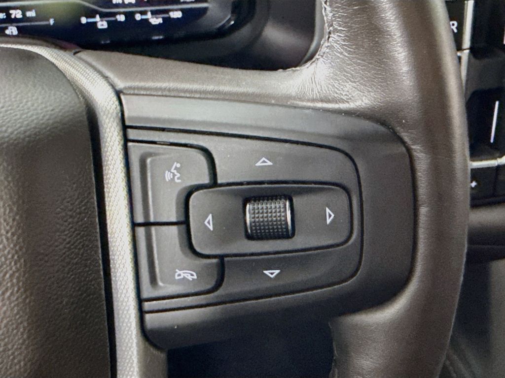 Thumbnail: 2023 GMC Yukon XL - 12