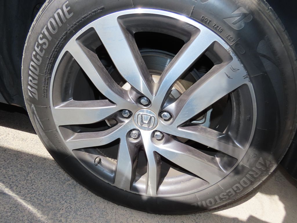 2016 Honda Pilot Touring 15