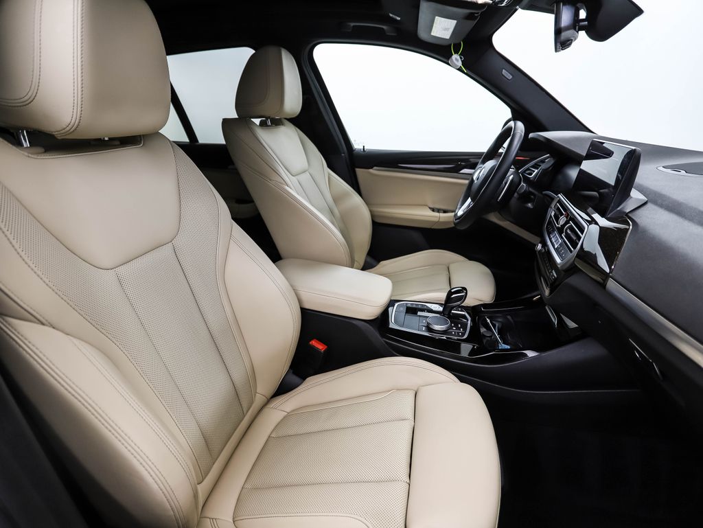 Thumbnail: 2023 BMW X3 - 31