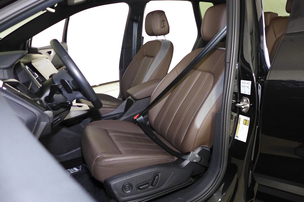 Thumbnail: 2024 Audi Q4 e-tron - 22