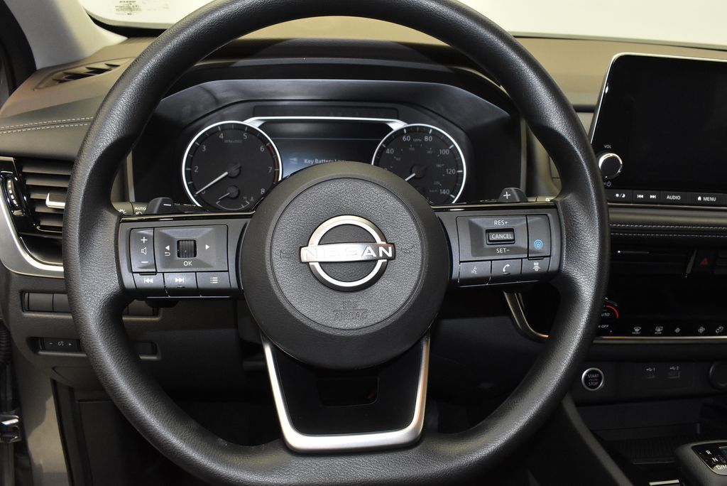 2022 Nissan Rogue SV 15