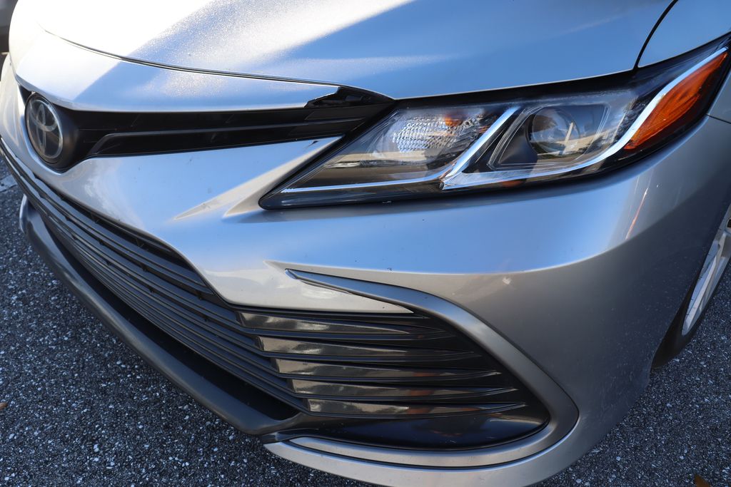 2022 Toyota Camry LE 3