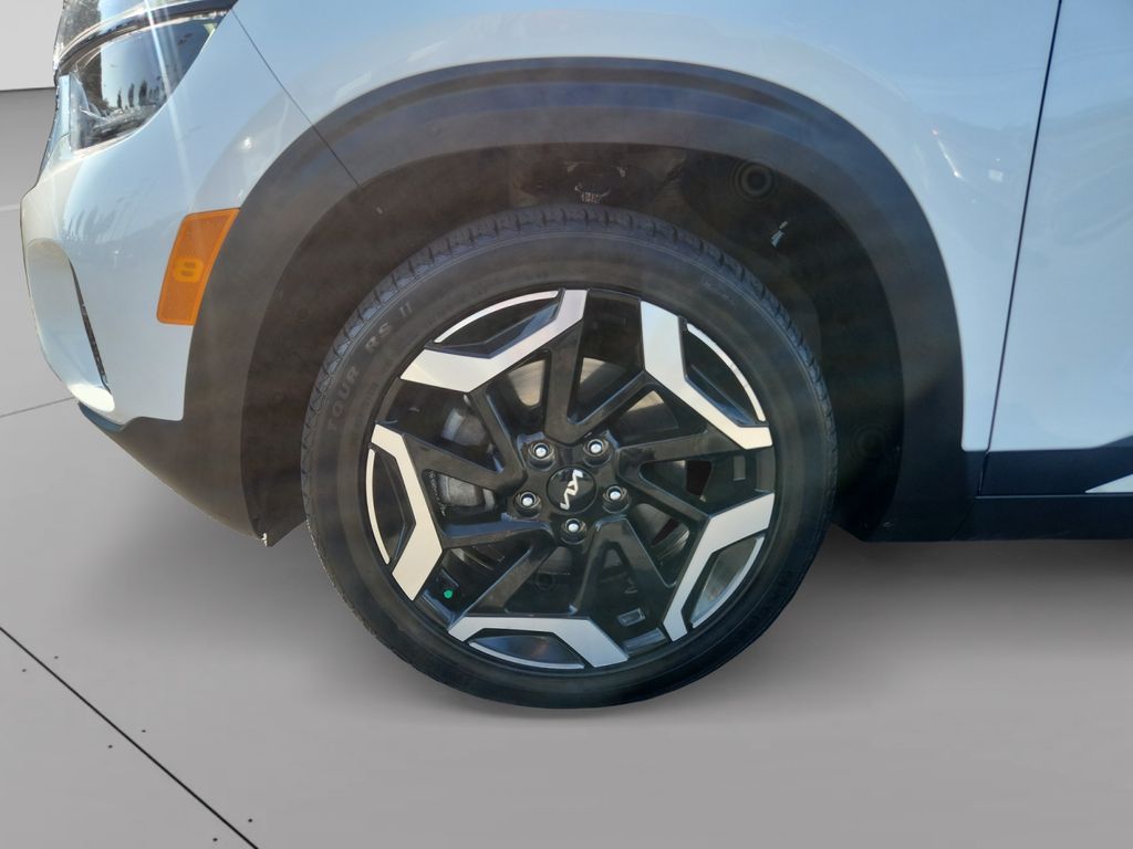 2024 Kia Seltos SX White at South Hills Kia