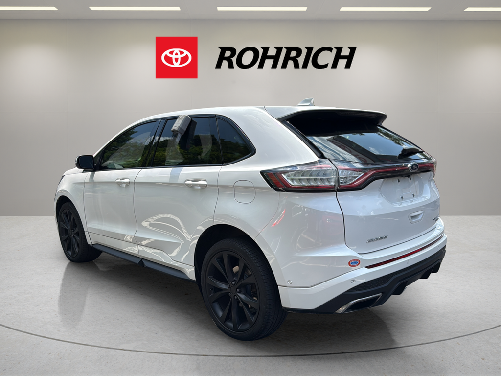 2016 Ford Edge