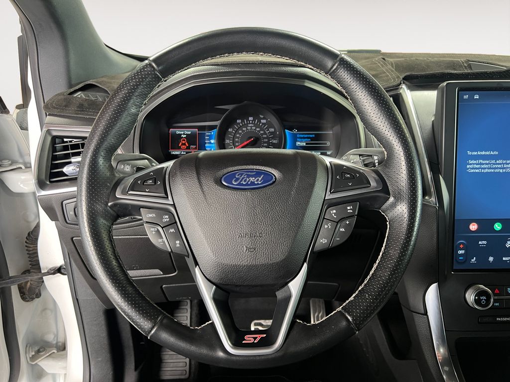 2022 Ford Edge ST - Photo 11
