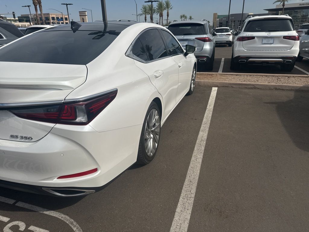 2022 Lexus ES 350 Luxury 7