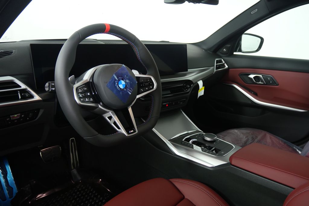 2025 BMW 3 Series M340i 12