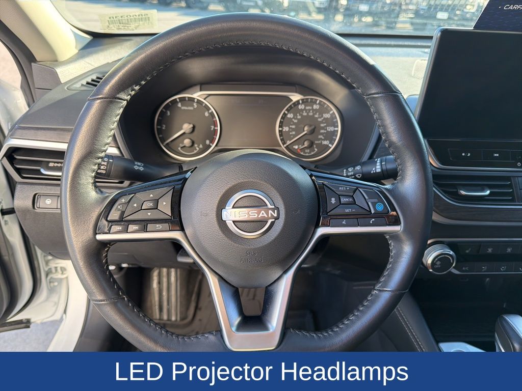 2023 Nissan Altima SV FWD