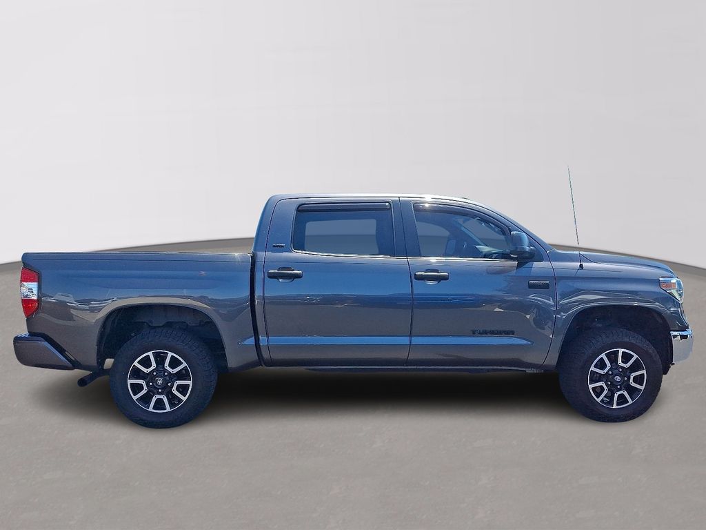 2018 Toyota Tundra SR5 7
