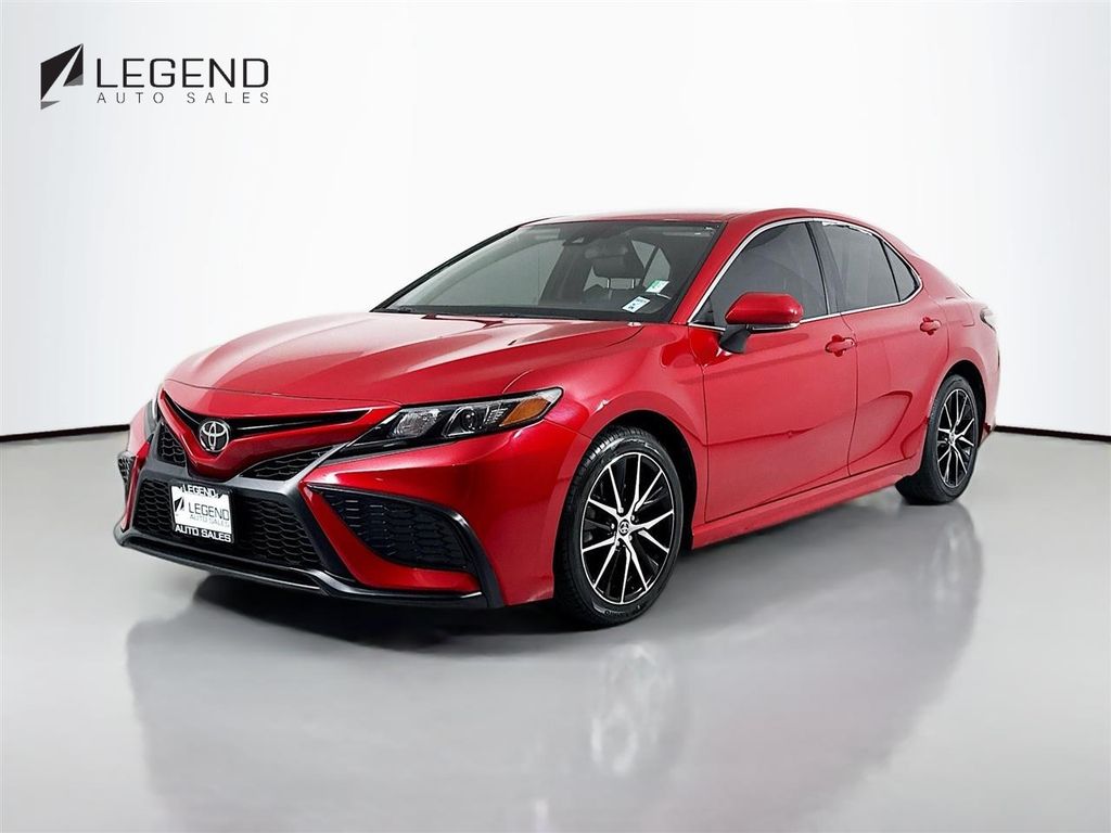 Red 2023 Toyota Camry SE FWD Sedan Front-Wheel Drive 8-Speed Automatic