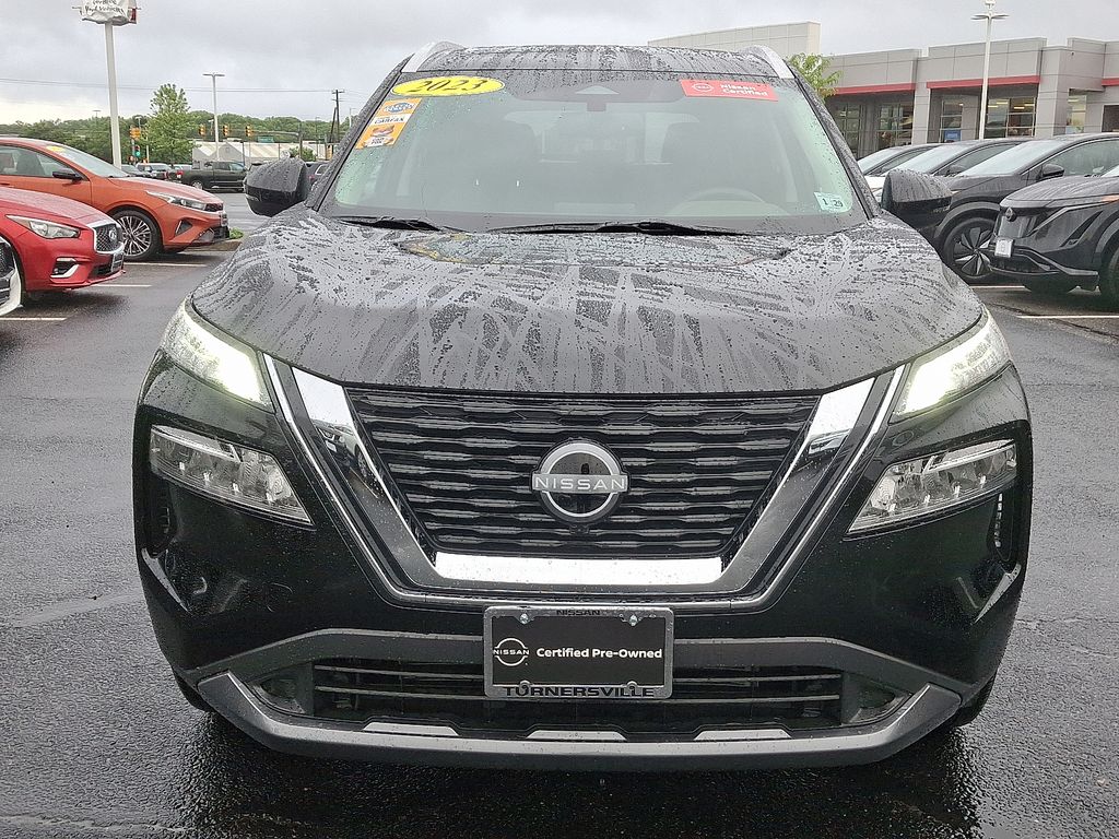 2023 Nissan Rogue SL 2