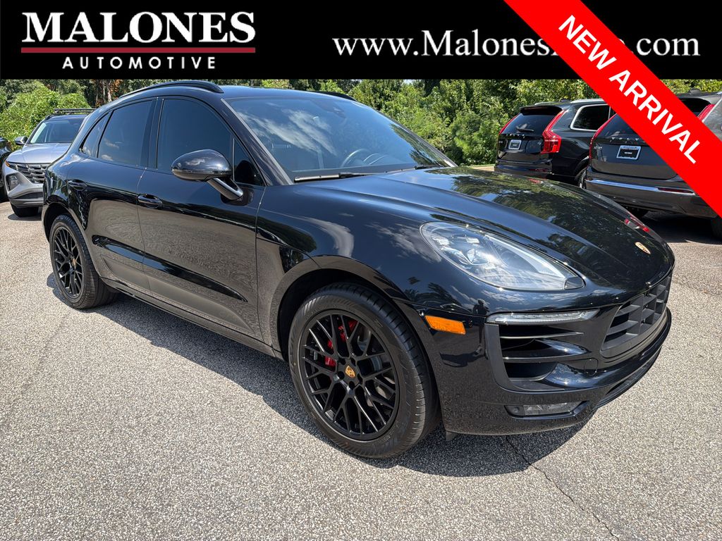 Jet Black Metallic 2018 Porsche Macan SUV / Crossover All-Wheel Drive 7-Speed Automatic