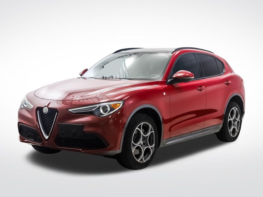 2022 Alfa Romeo Stelvio Ti AWD's photo
