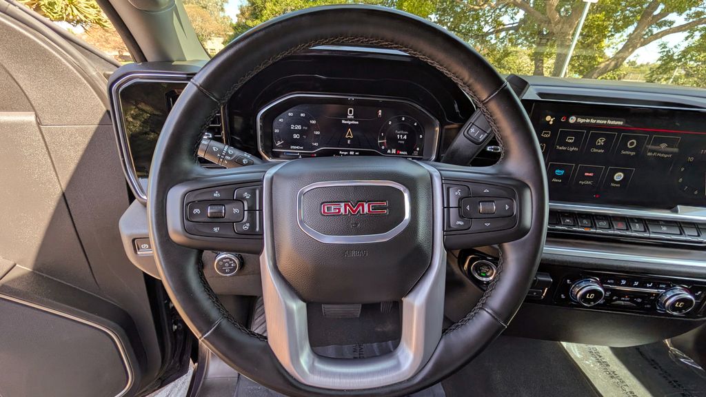 Used 2025 GMC Sierra 1500 SLT 4D Crew Cab