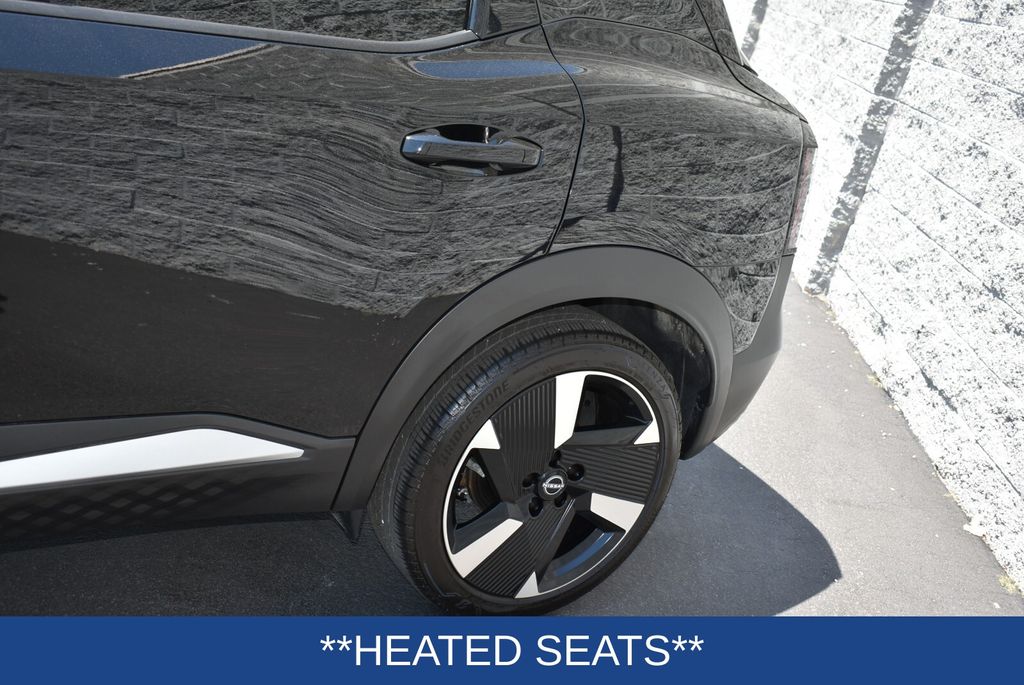 2025 Super Black Nissan Kicks SR AWD SUV