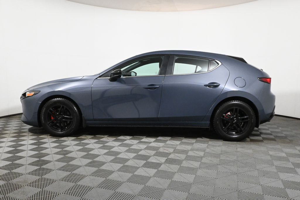 2024 Mazda Mazda3 Carbon Edition 2