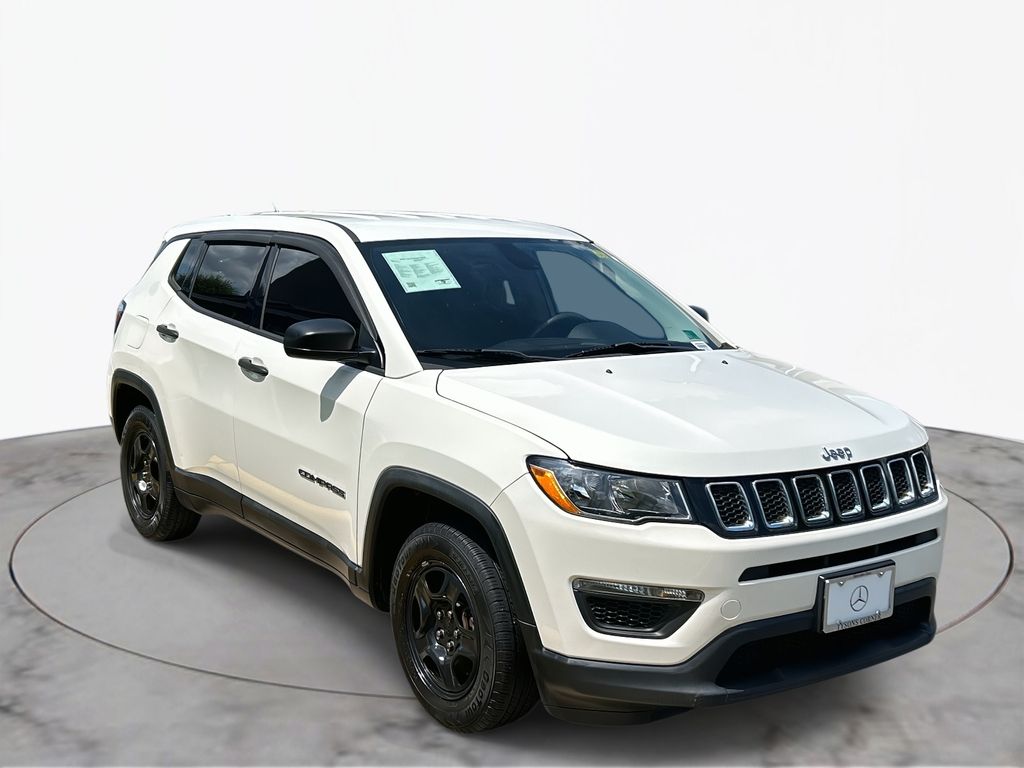 Thumbnail: 2018 Jeep Compass - 3