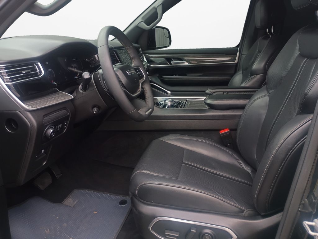 Used Car 2022 Jeep Wagoneer  Series Iii For Sale Under $50,000 In Austin, Texas