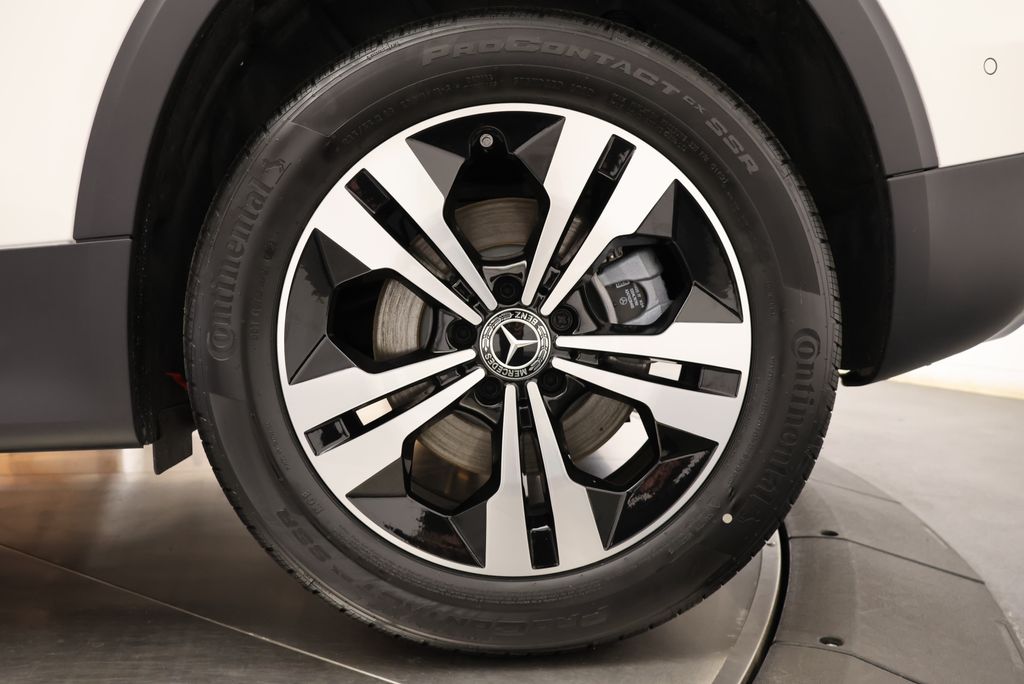 Thumbnail: 2026 Mercedes-Benz GLB - 12