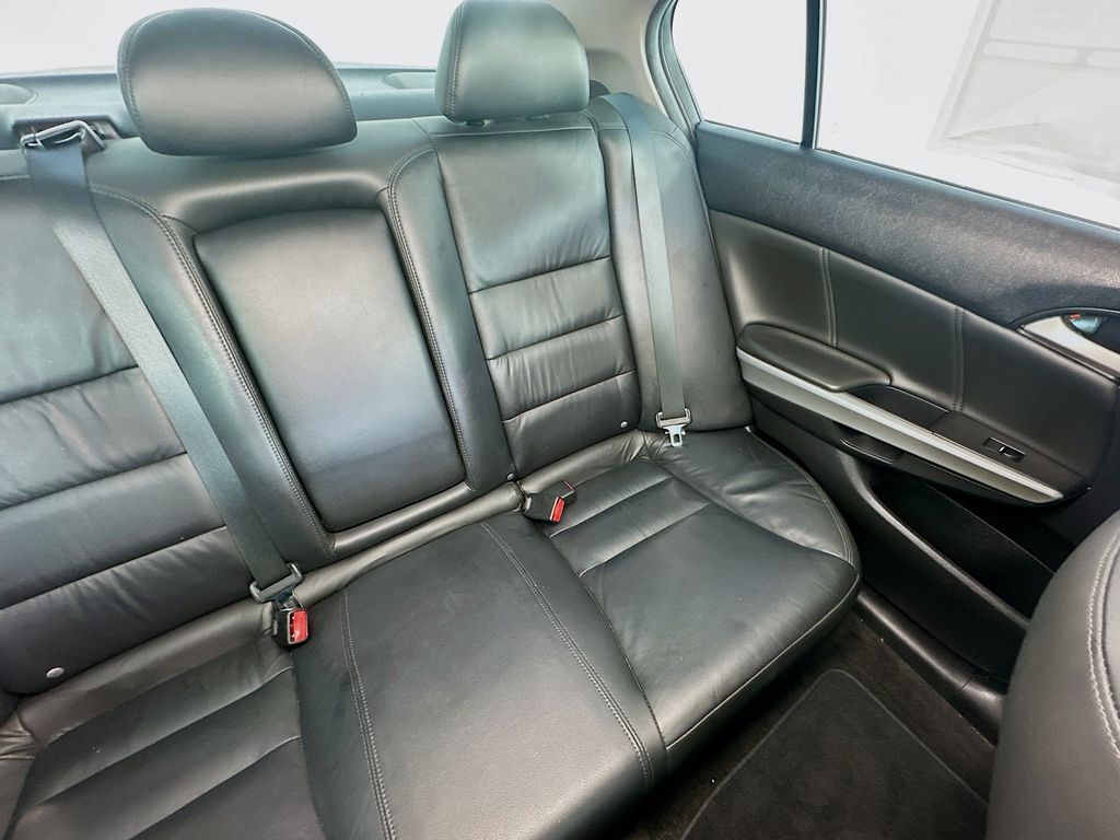 Used 2010 Green Honda EX-L image 14